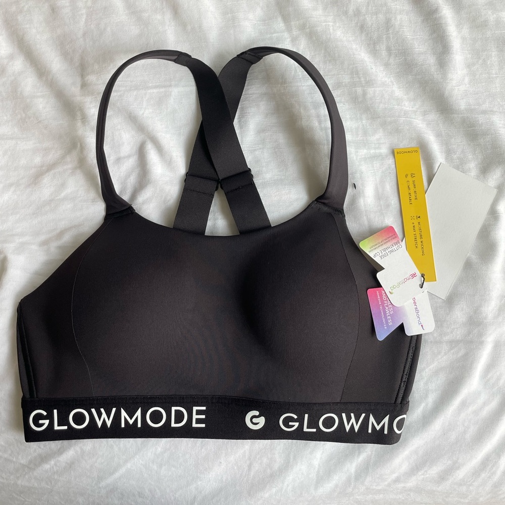 NWT sports bra